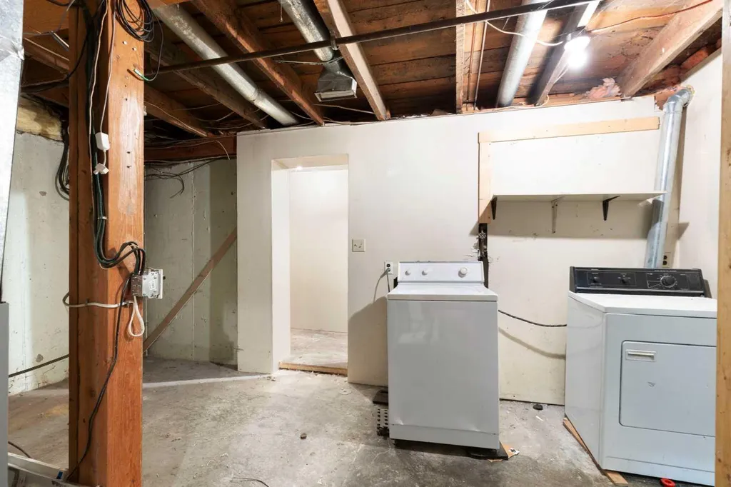 3819 1 Street NE Calgary AB T2E3E1