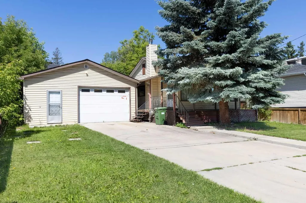 3819 1 Street NE Calgary AB T2E3E1