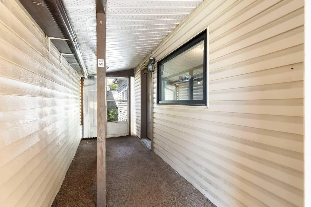 3819 1 Street NE Calgary AB T2E3E1