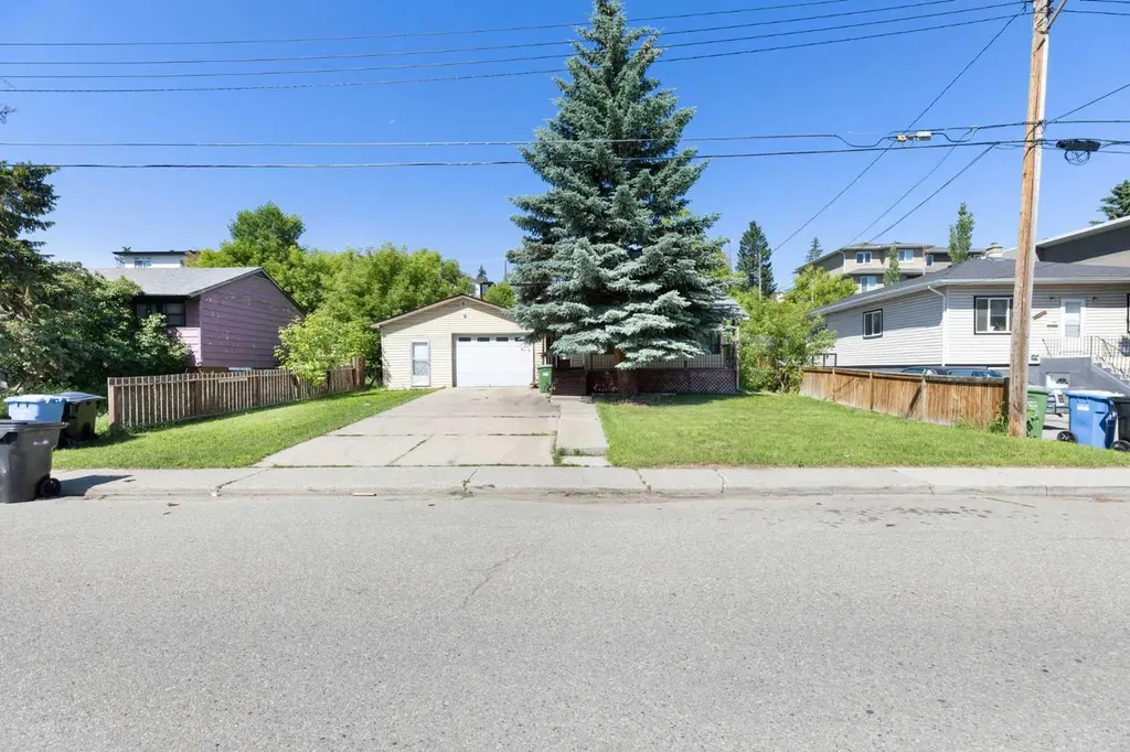 3819 1 Street NE Calgary AB T2E3E1