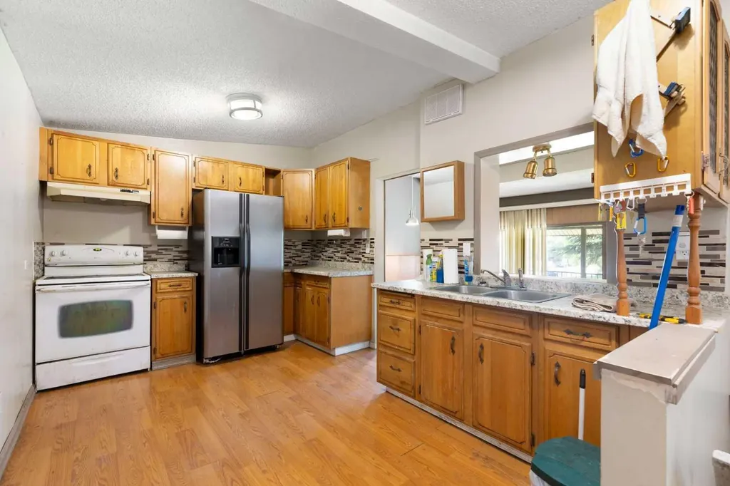 3819 1 Street NE Calgary AB T2E3E1