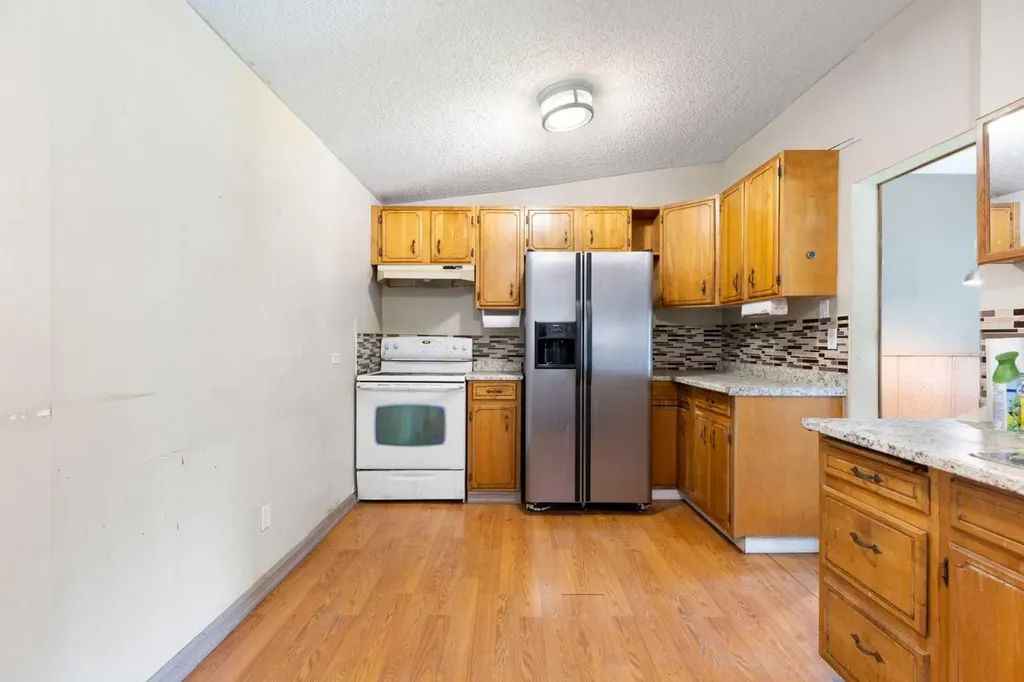 3819 1 Street NE Calgary AB T2E3E1