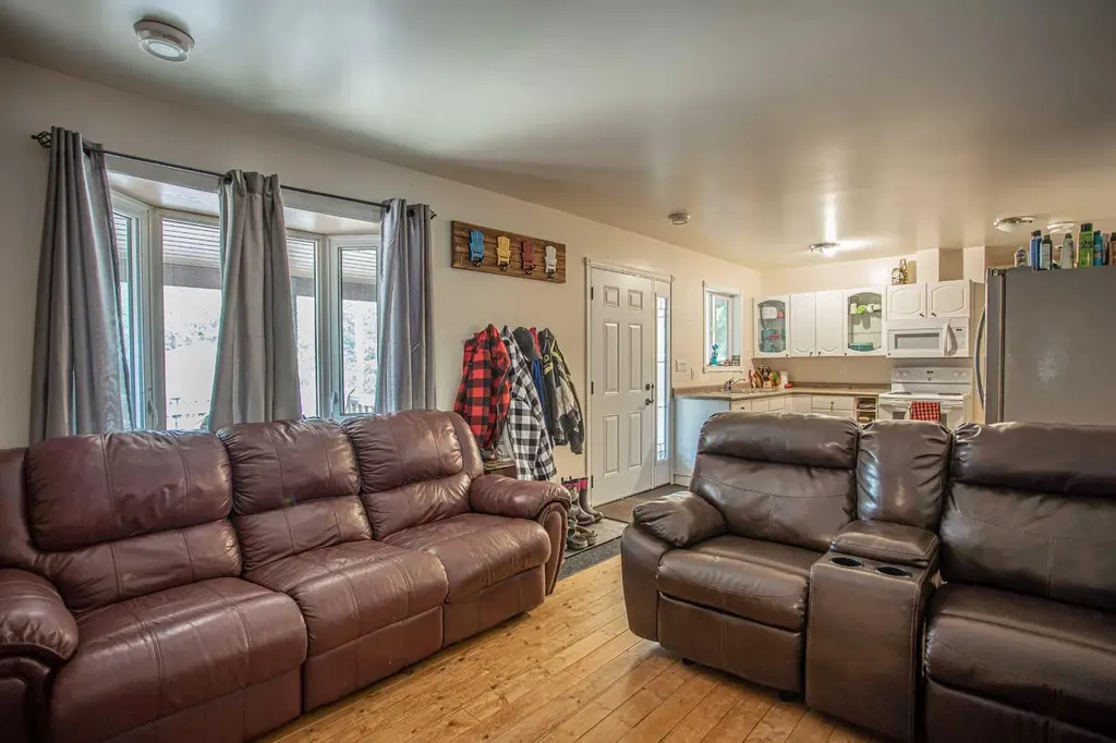 40 & 41 Tugate Drive Rural Mackenzie County AB T0H 1Z0