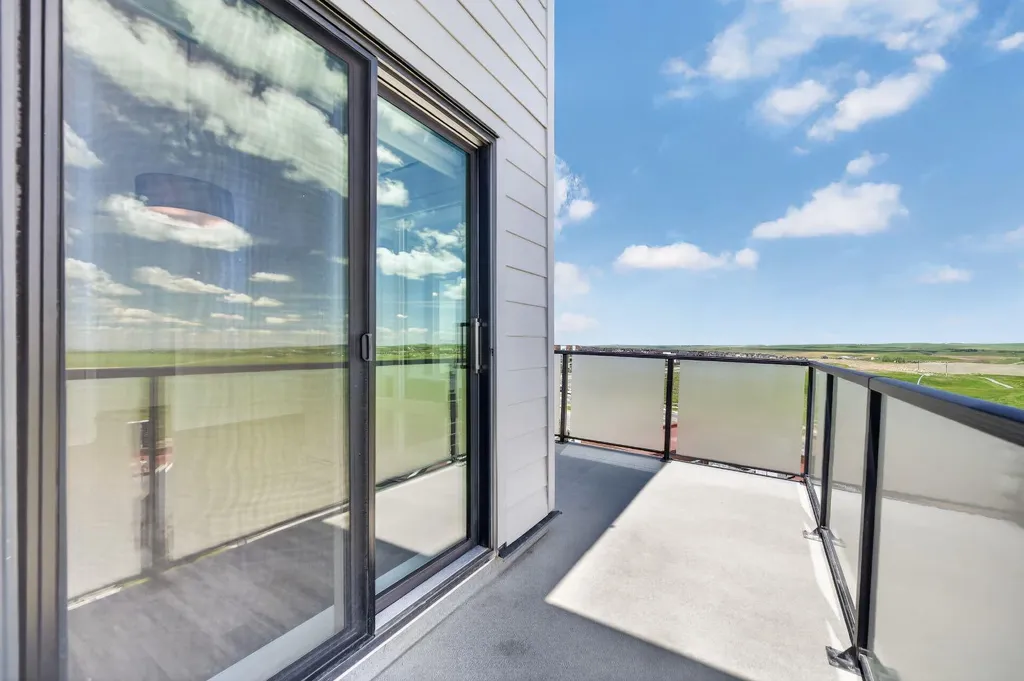 238 Sage Valley Common NW Calgary AB T3R 1X8