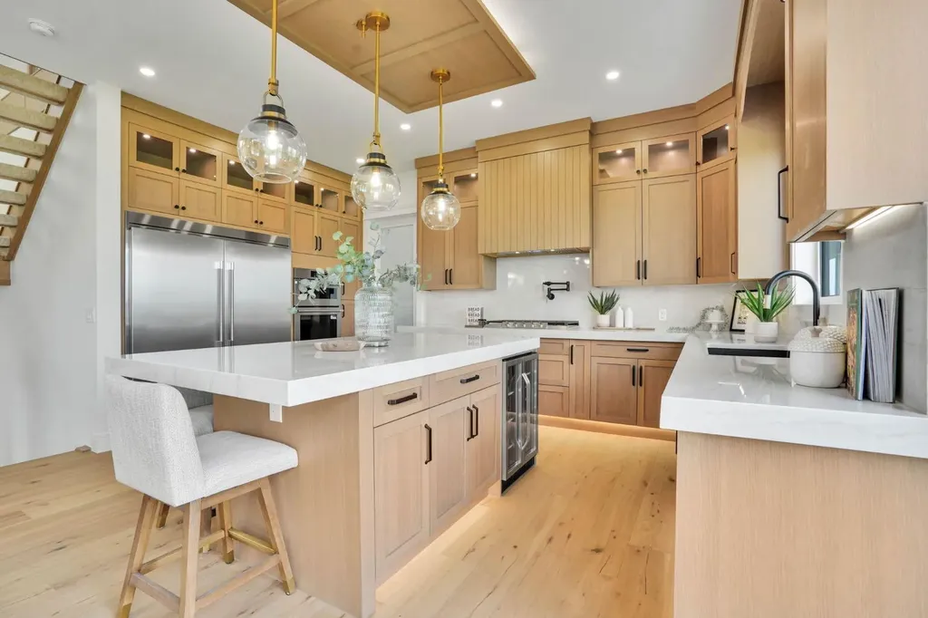 952 South Shore Terrace Chestermere AB T1X 3G2
