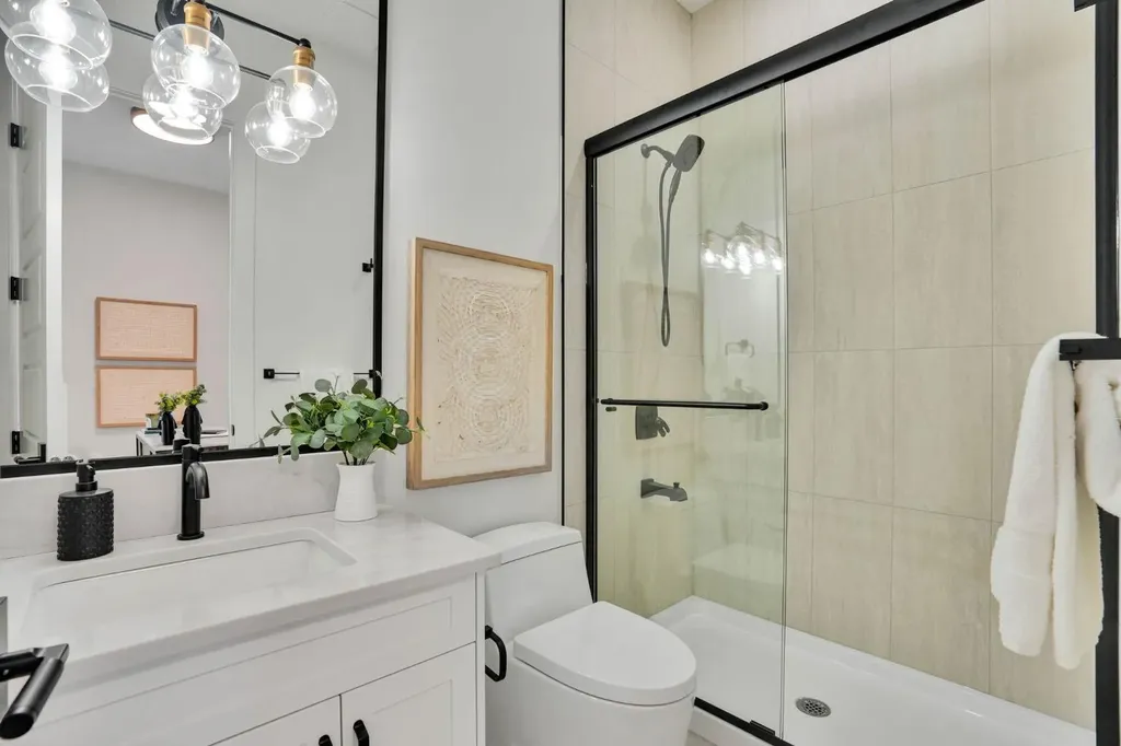 952 South Shore Terrace Chestermere AB T1X 3G2