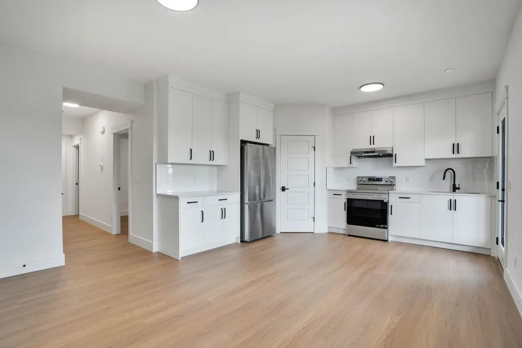 952 South Shore Terrace Chestermere AB T1X 3G2