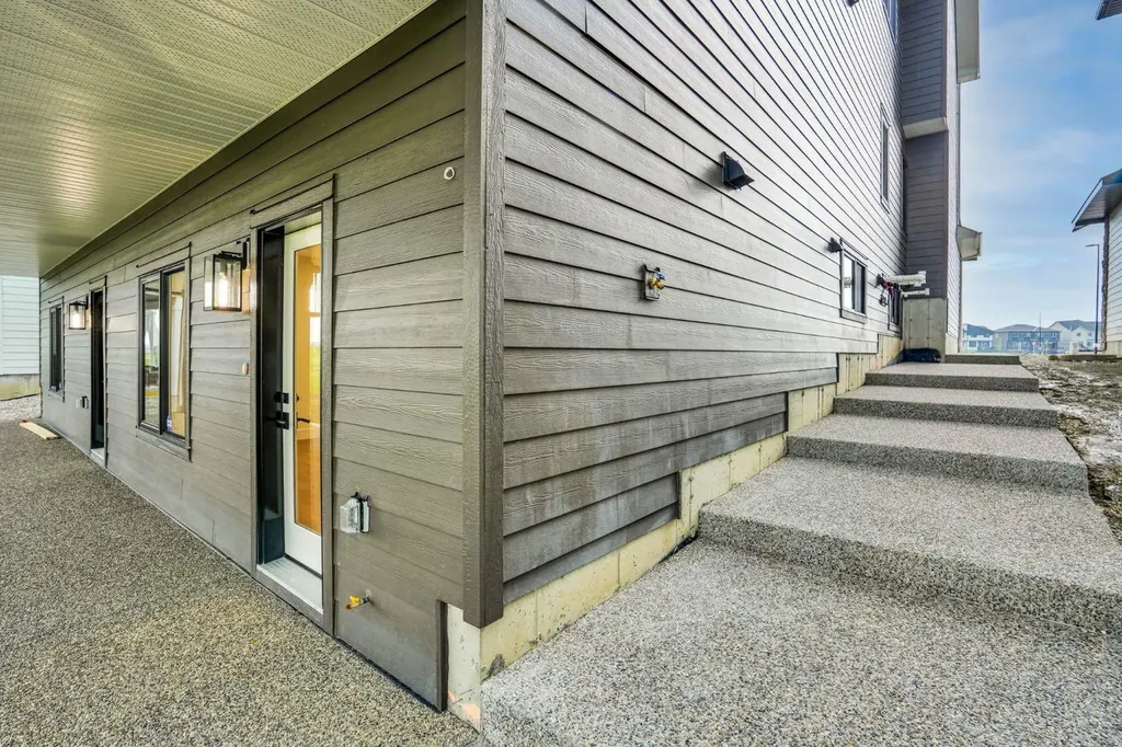 952 South Shore Terrace Chestermere AB T1X 3G2