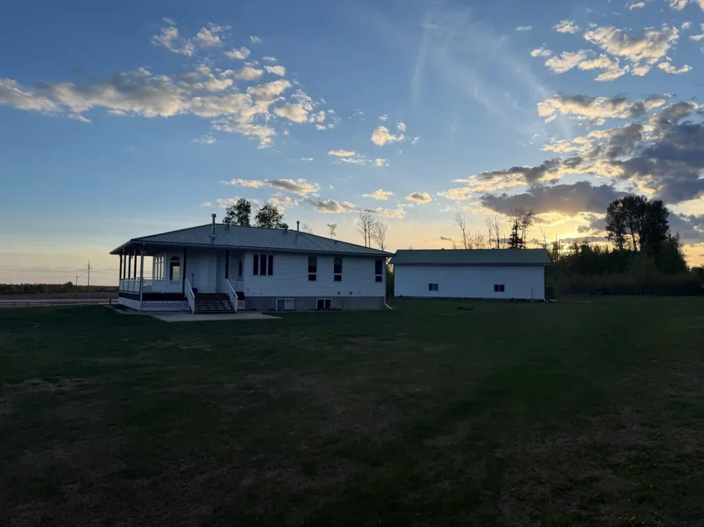 25336 Highway 43 Highway E Ridgevalley AB T0H0Y0
