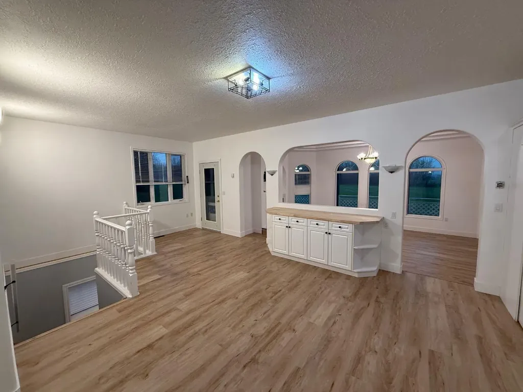 25336 Highway 43 Highway E Ridgevalley AB T0H0Y0