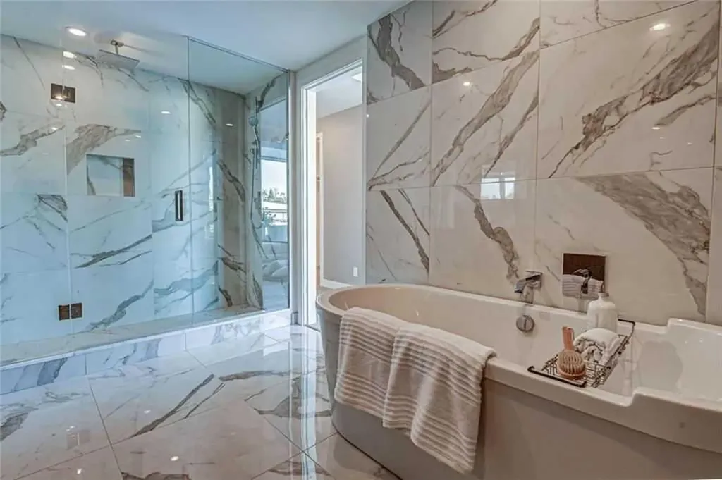 128 Waterfront Court SW Calgary AB T2P 1K9
