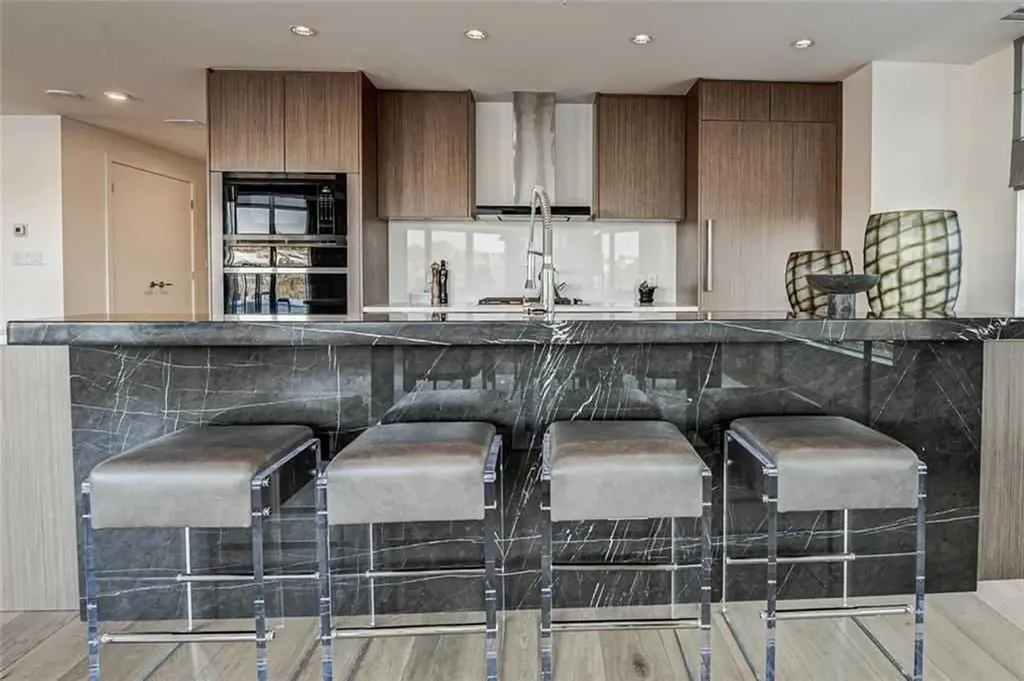 128 Waterfront Court SW Calgary AB T2P 1K9