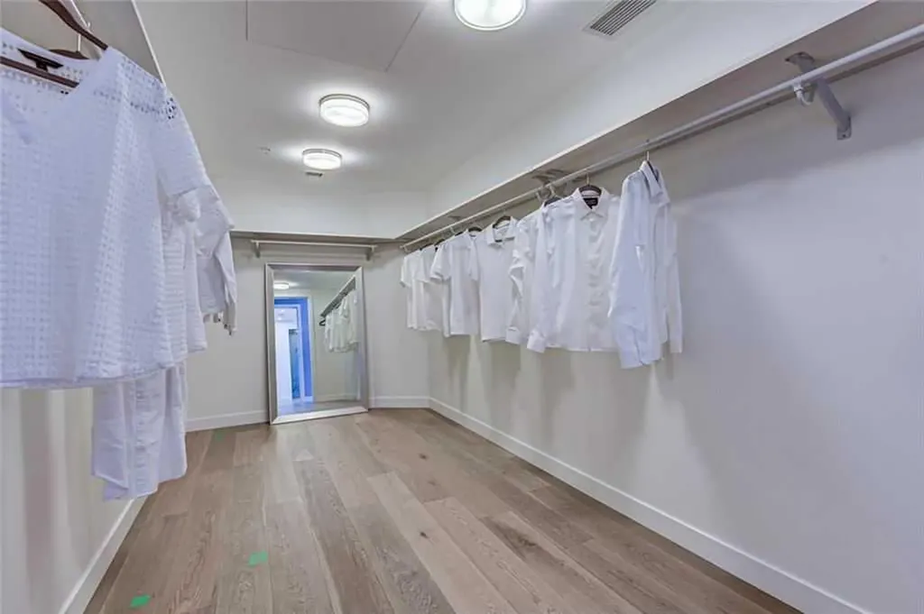 128 Waterfront Court SW Calgary AB T2P 1K9