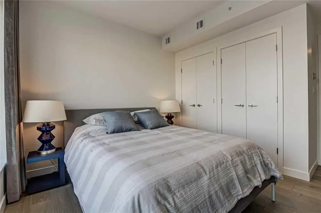 128 Waterfront Court SW Calgary AB T2P 1K9