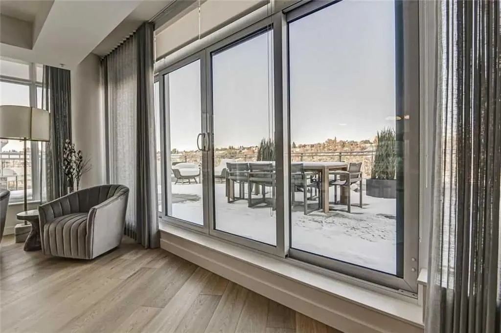 128 Waterfront Court SW Calgary AB T2P 1K9