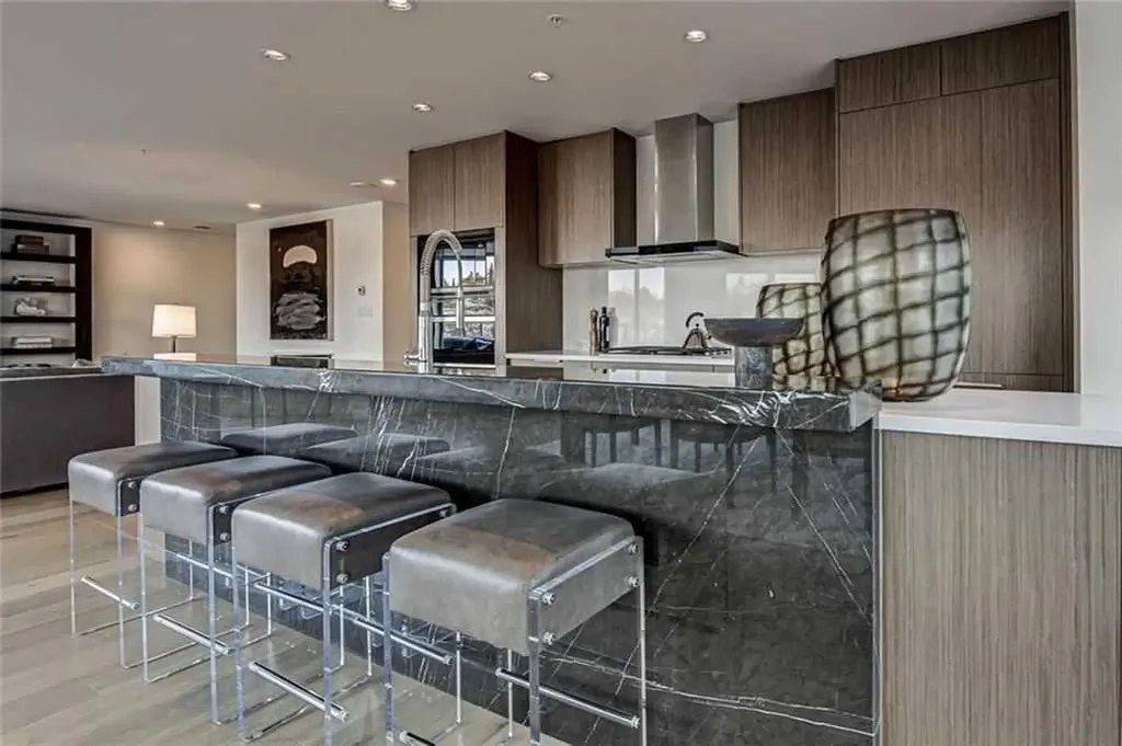 128 Waterfront Court SW Calgary AB T2P 1K9