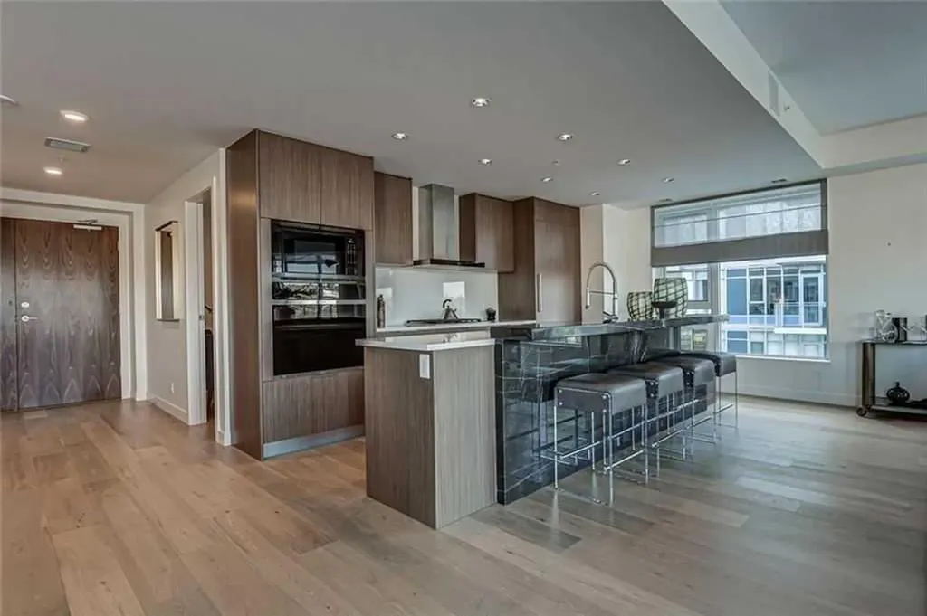 128 Waterfront Court SW Calgary AB T2P 1K9