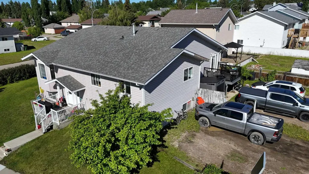 12 Avenue Edson AB T7E 1X2