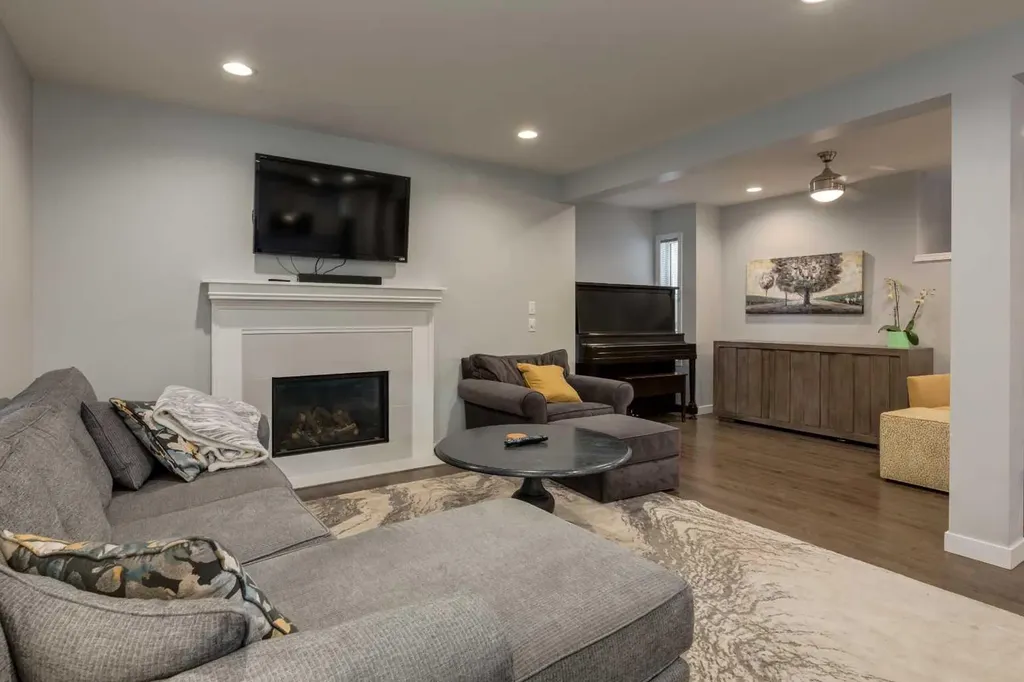 128 Riverwood Close SE Calgary AB T2C 3Z6