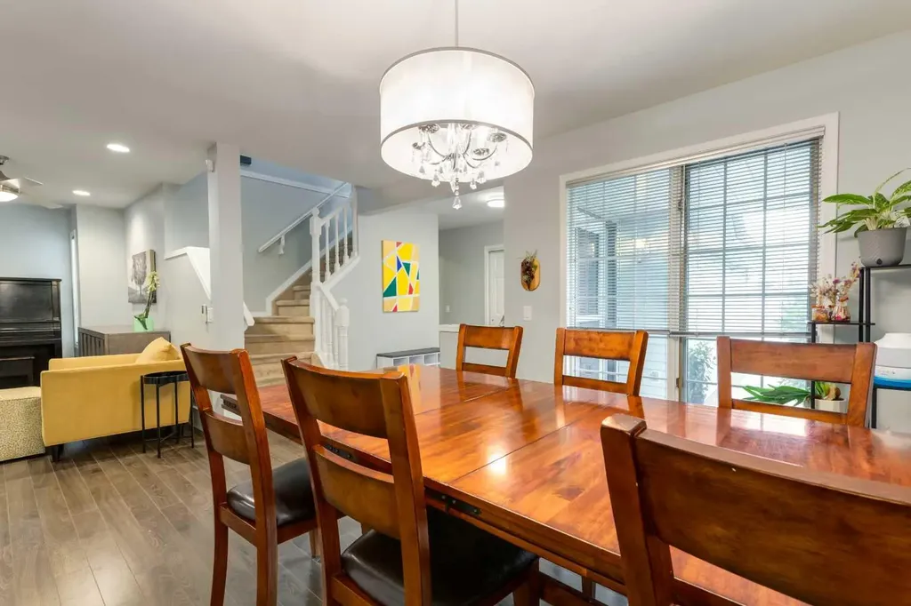 128 Riverwood Close SE Calgary AB T2C 3Z6