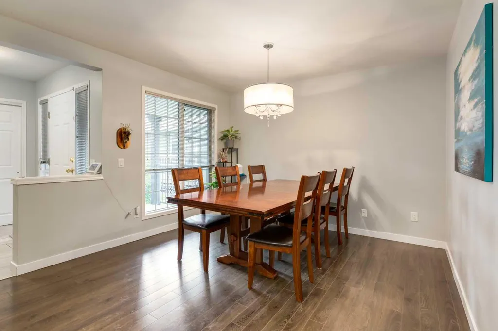 128 Riverwood Close SE Calgary AB T2C 3Z6