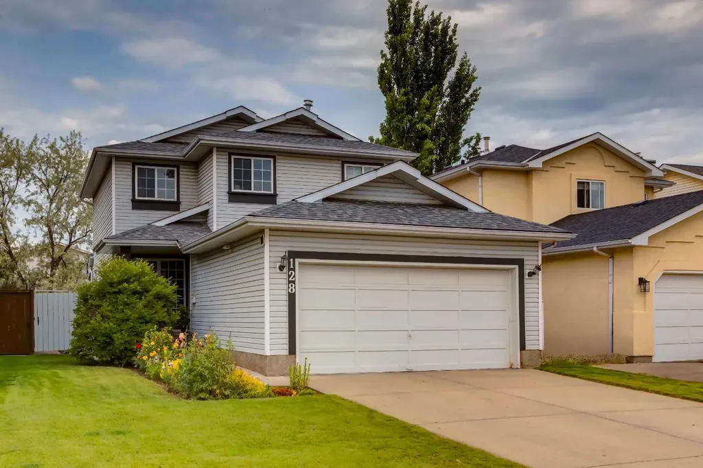 128 Riverwood Close SE Calgary AB T2C 3Z6
