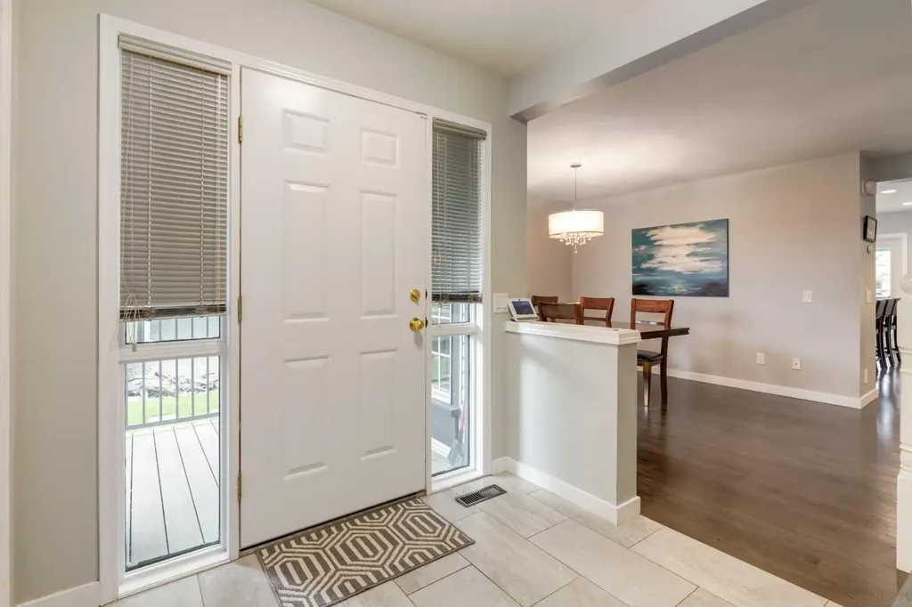 128 Riverwood Close SE Calgary AB T2C 3Z6