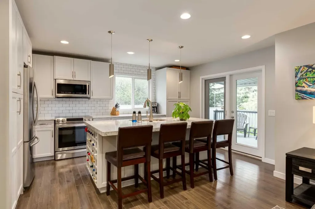 128 Riverwood Close SE Calgary AB T2C 3Z6