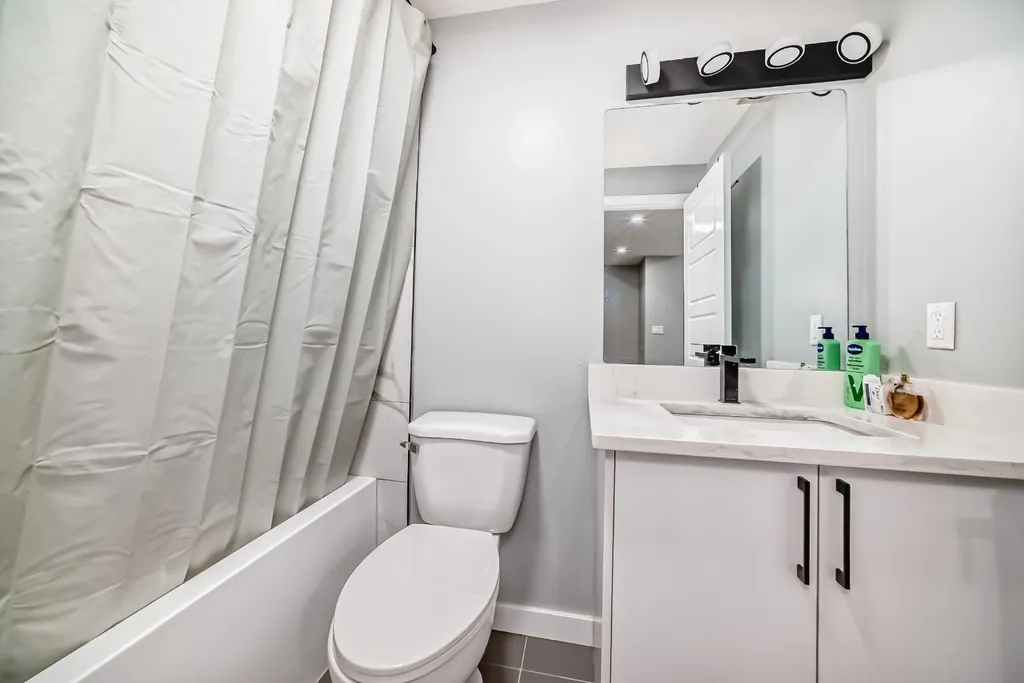 216 Homestead Grove NE Calgary AB T3J5S1