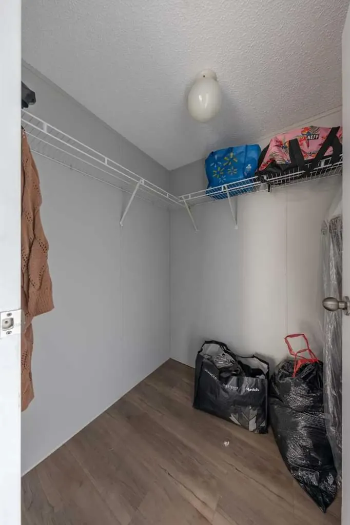 210 1 Street E Lashburn SK S0M1H0