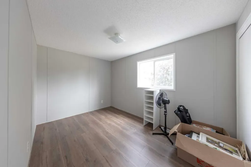 210 1 Street E Lashburn SK S0M1H0