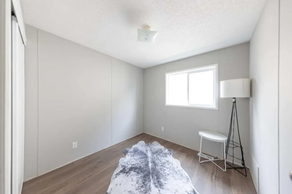 210 1 Street E Lashburn SK S0M1H0