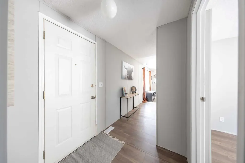210 1 Street E Lashburn SK S0M1H0