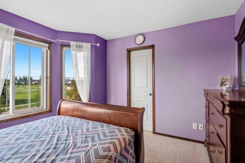 562 Cranston Drive SE Calgary AB T3M 0L5