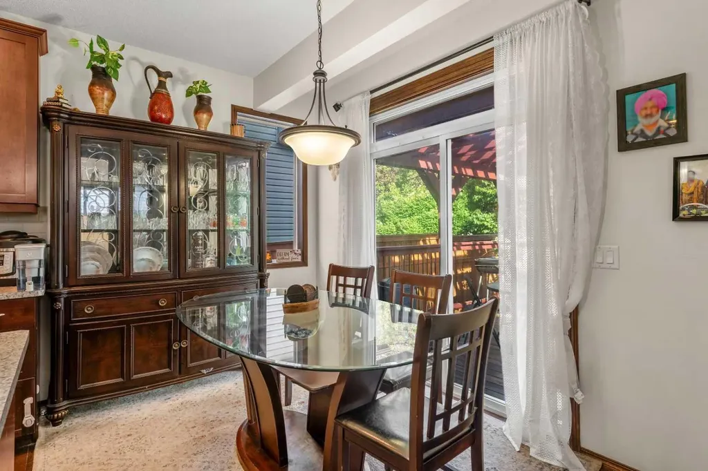562 Cranston Drive SE Calgary AB T3M 0L5