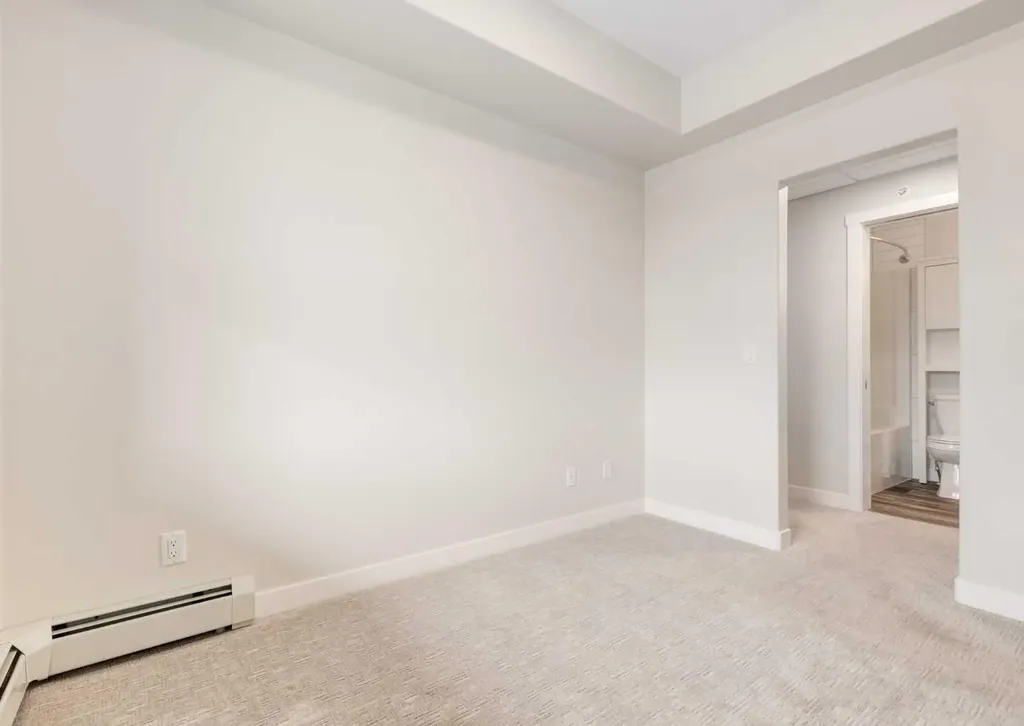 125 Wolf Hollow Crescent SE Calgary AB T2X5W9