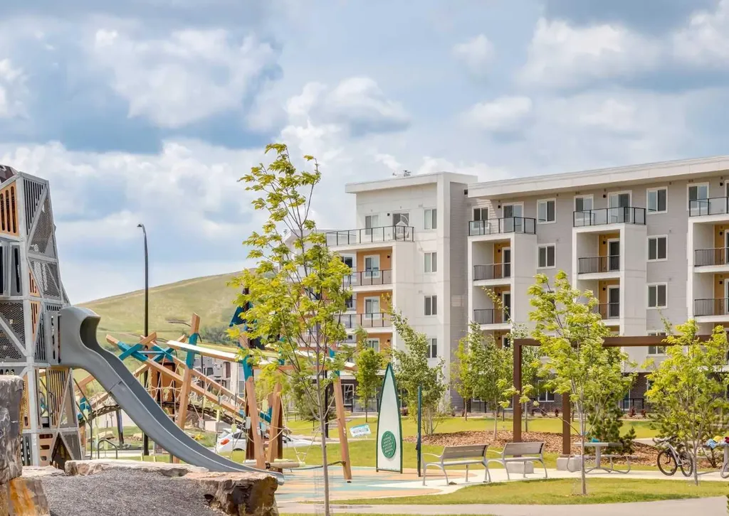 125 Wolf Hollow Crescent SE Calgary AB T2X5W9