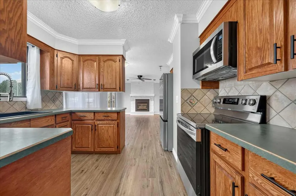 1614 Harrison Street Crossfield AB T0M0S0