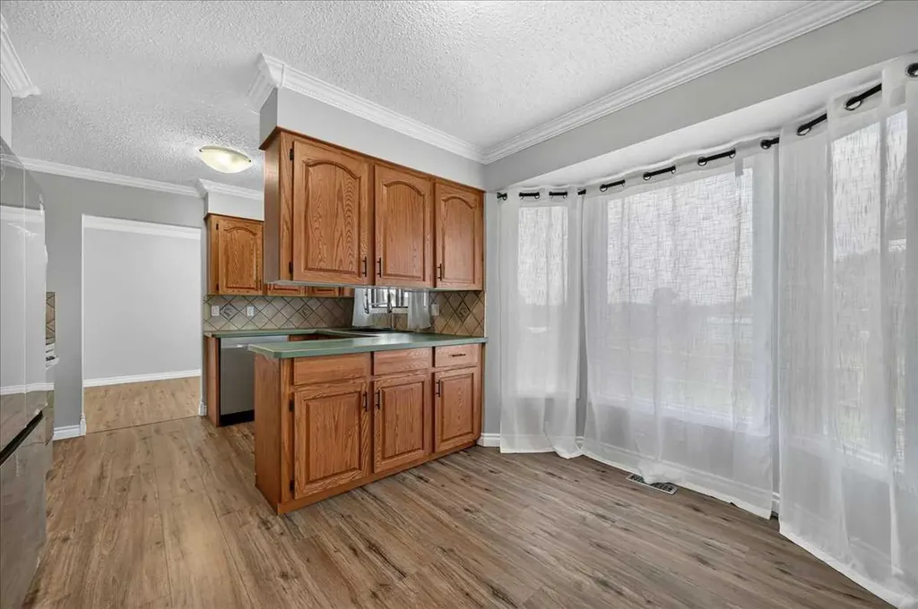 1614 Harrison Street Crossfield AB T0M0S0