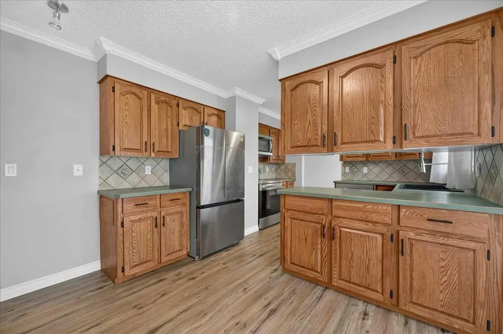 1614 Harrison Street Crossfield AB T0M0S0