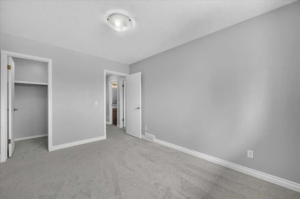 1614 Harrison Street Crossfield AB T0M0S0