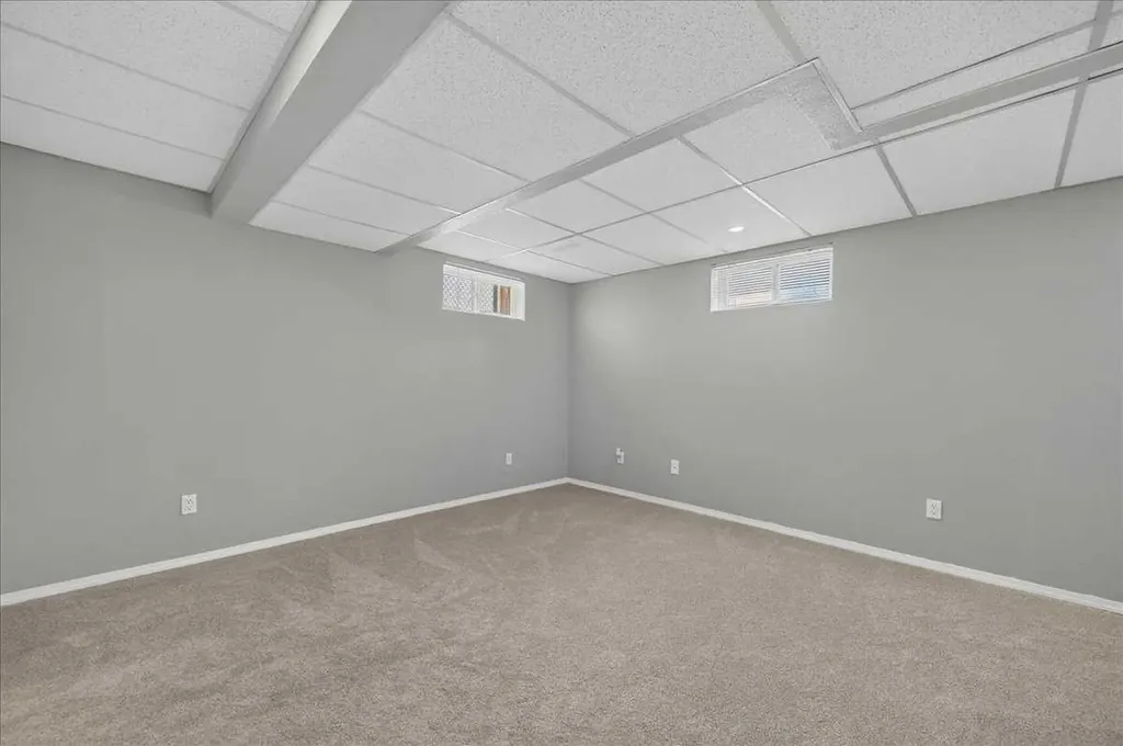 1614 Harrison Street Crossfield AB T0M0S0