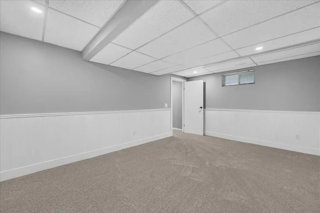 1614 Harrison Street Crossfield AB T0M0S0