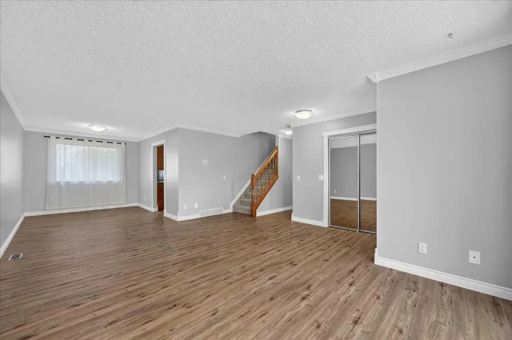 1614 Harrison Street Crossfield AB T0M0S0