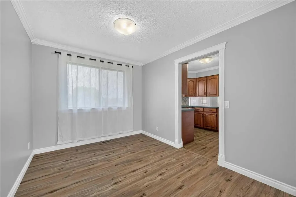 1614 Harrison Street Crossfield AB T0M0S0