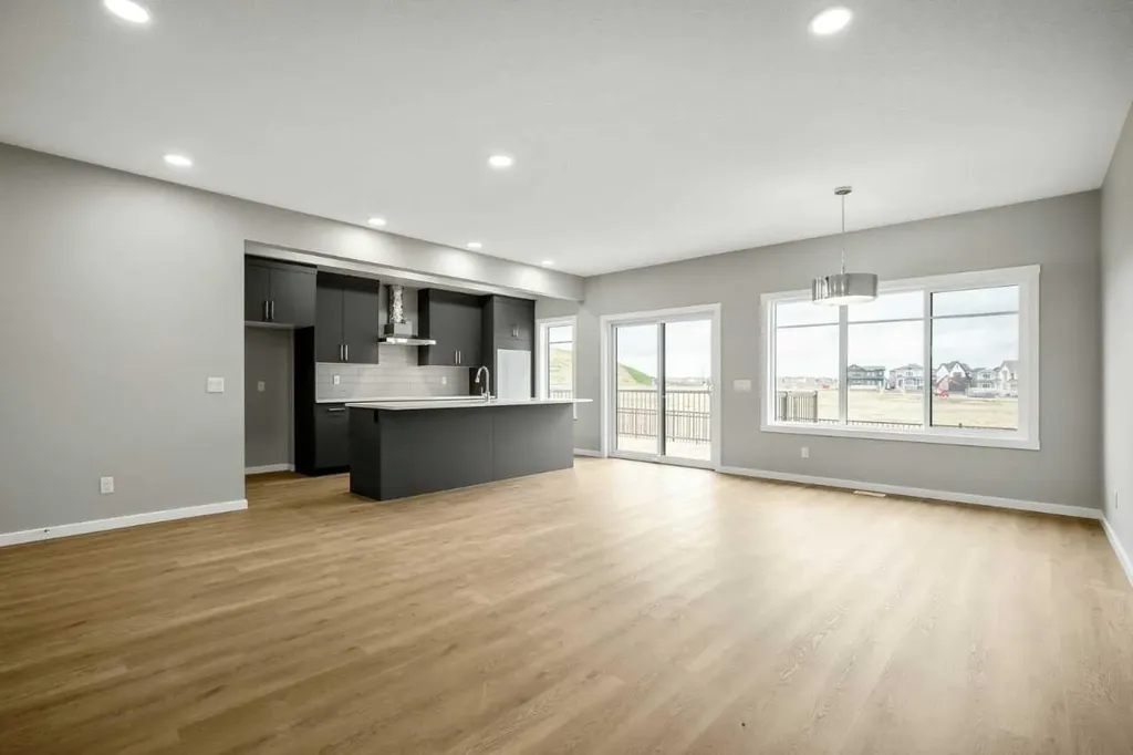 111 Heritage Ridge Cochrane AB T4C2J8