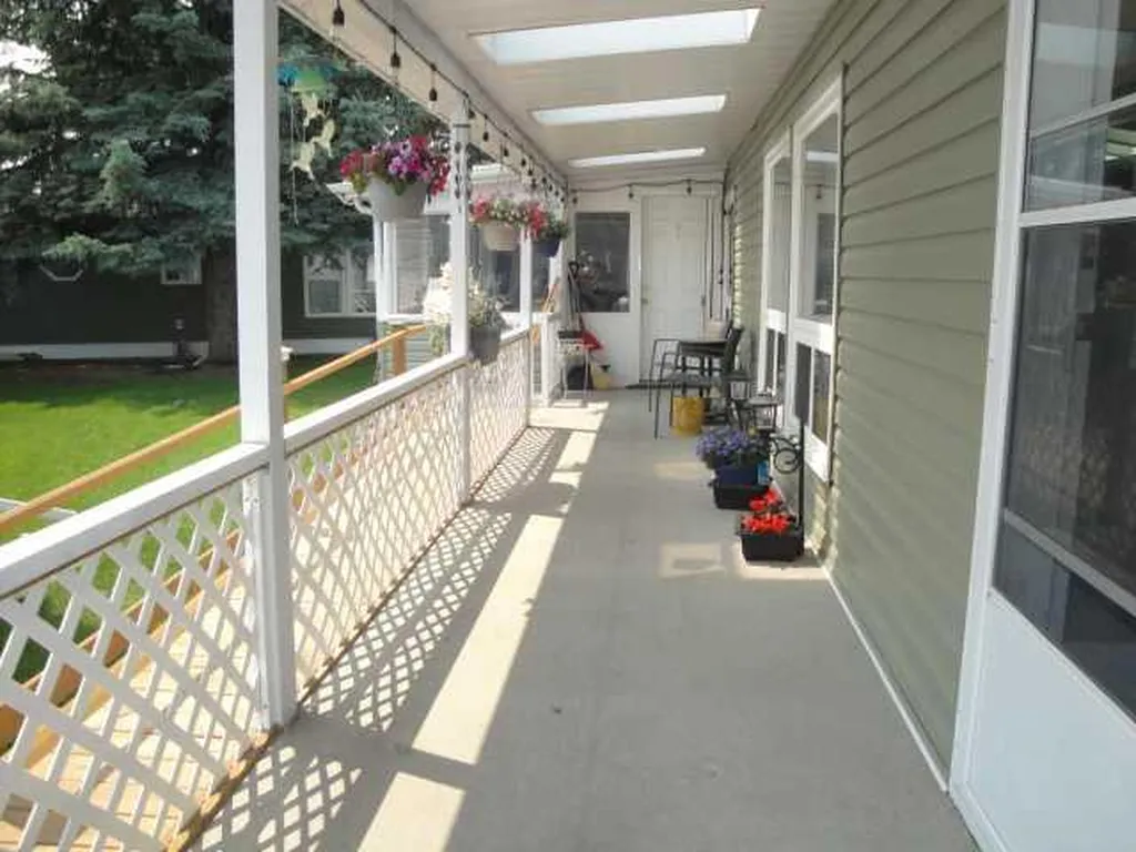 3014 29th Street S Lethbridge AB T1K 6S7