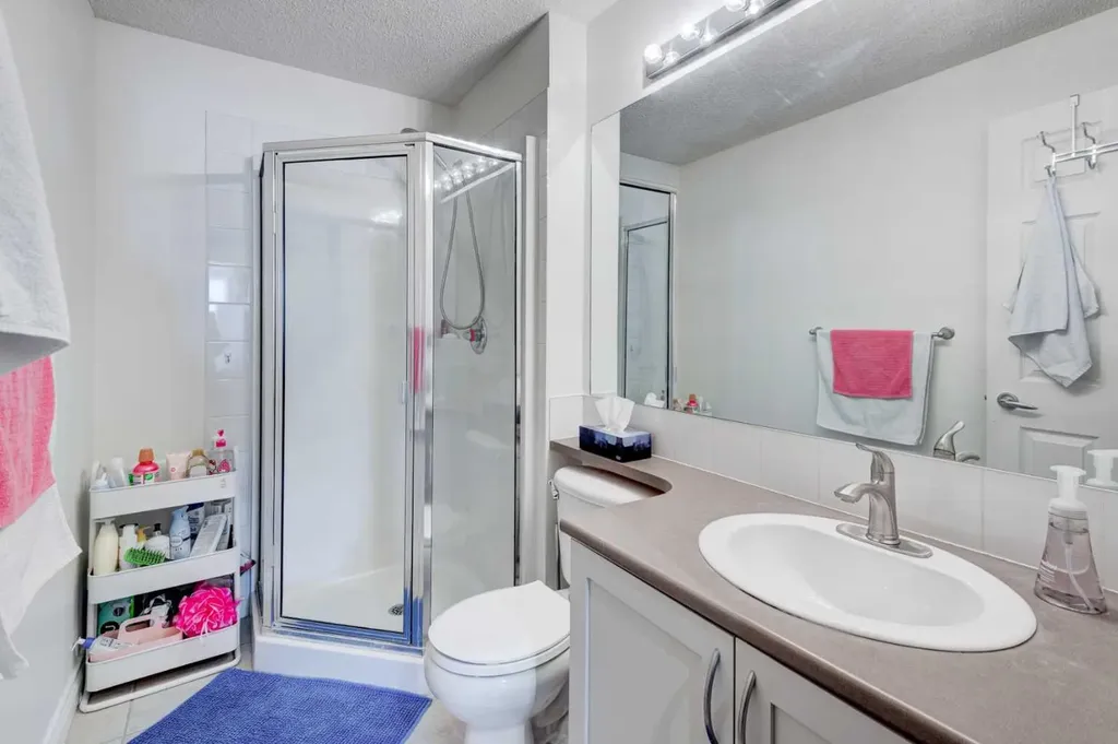11170 30 Street SW Calgary AB T2W 6J2