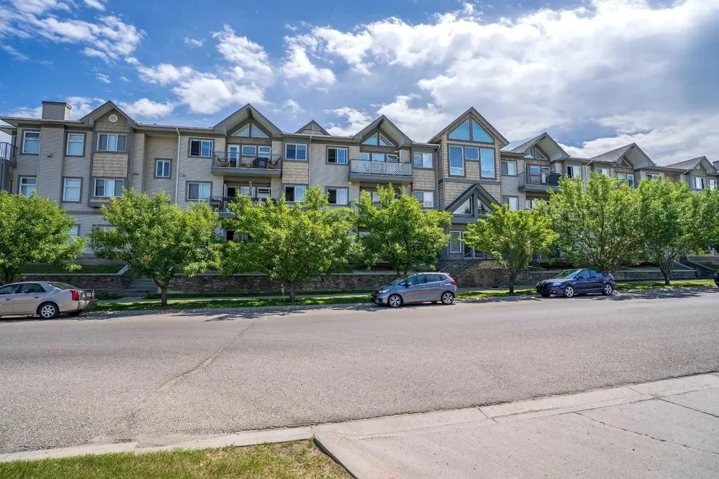 11170 30 Street SW Calgary AB T2W 6J2