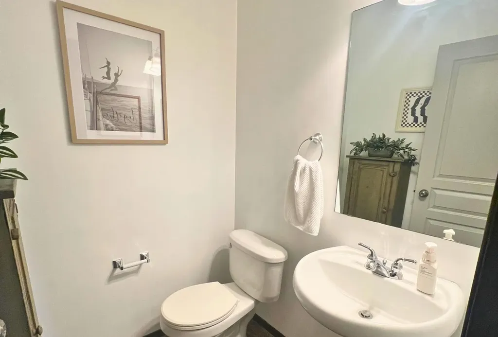 382 Tuscany Ravine Road NW Calgary AB T3L 3A9